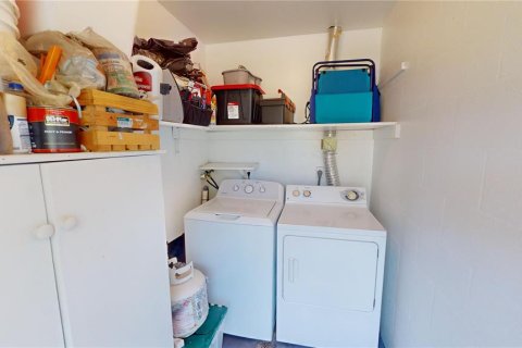 Condo in Avon Park, Florida, 2 bedrooms  № 1724253 - photo 15