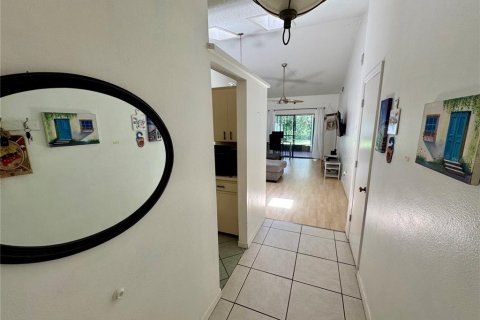 Duplex in Orlando, Florida 2 bedrooms, 98.1 sq.m. № 1917473 - photo 8