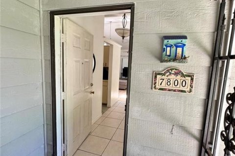 Duplex in Orlando, Florida 2 bedrooms, 98.1 sq.m. № 1917473 - photo 7