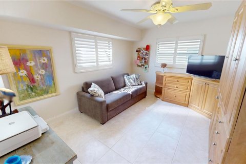 House in Punta Gorda, Florida 3 bedrooms, 147.06 sq.m. № 1536516 - photo 29