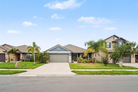 House in Parrish, Florida 4 bedrooms, 203.55 sq.m. № 2142855 - photo 3