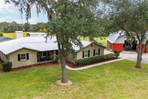 Villa ou maison à vendre à Dade City, Floride: 3 chambres, 195.84 m2 № 2400956 - photo 2