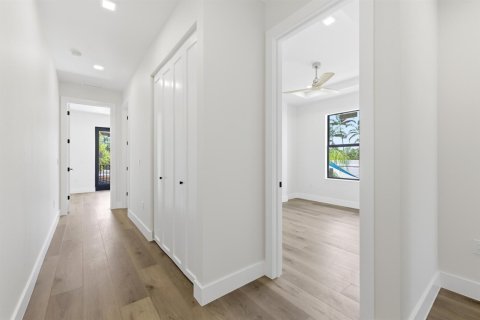 Adosado en venta en Fort Lauderdale, Florida, 3 dormitorios, 252.97 m2 № 2268475 - foto 19
