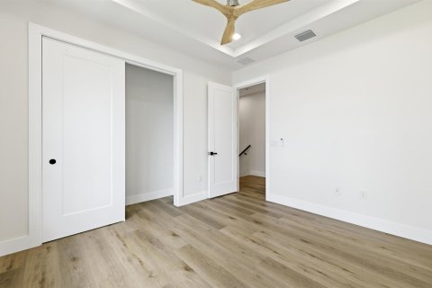 Adosado en venta en Fort Lauderdale, Florida, 3 dormitorios, 252.97 m2 № 2268475 - foto 26
