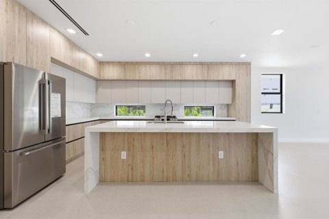 Adosado en venta en Fort Lauderdale, Florida, 3 dormitorios, 252.97 m2 № 2268475 - foto 8