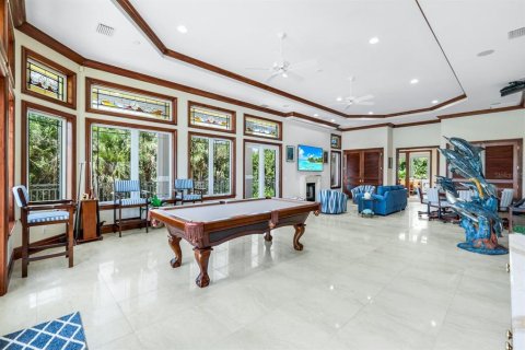 House in Englewood, Florida 6 bedrooms, 1188.13 sq.m. № 1911773 - photo 13