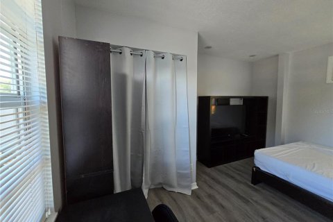 Appartement à louer à Sarasota, Floride: 1 chambre, 74.32 m2 № 2415258 - photo 3