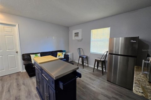 Appartement à louer à Sarasota, Floride: 1 chambre, 74.32 m2 № 2415258 - photo 10