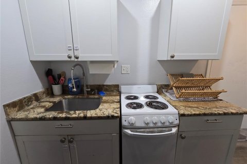 Appartement à louer à Sarasota, Floride: 1 chambre, 74.32 m2 № 2415258 - photo 4