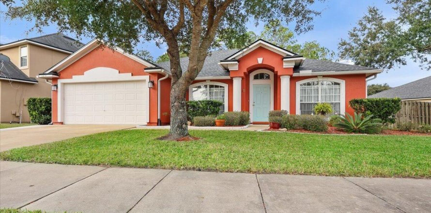 House in Jacksonville, Florida 4 bedrooms, 188.78 sq.m. № 883088