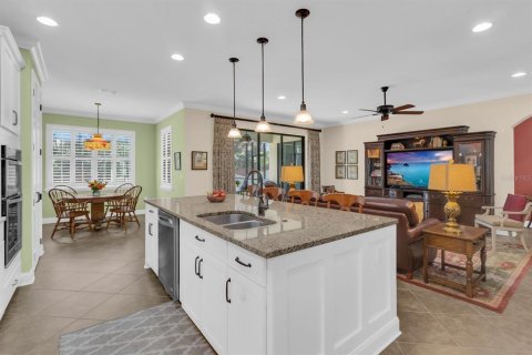Villa ou maison à vendre à Sanford, Floride: 4 chambres, 252.6 m2 № 2417076 - photo 16