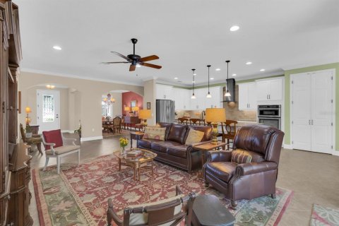 Villa ou maison à vendre à Sanford, Floride: 4 chambres, 252.6 m2 № 2417076 - photo 21