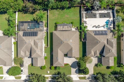 Villa ou maison à vendre à Sanford, Floride: 4 chambres, 252.6 m2 № 2417076 - photo 6