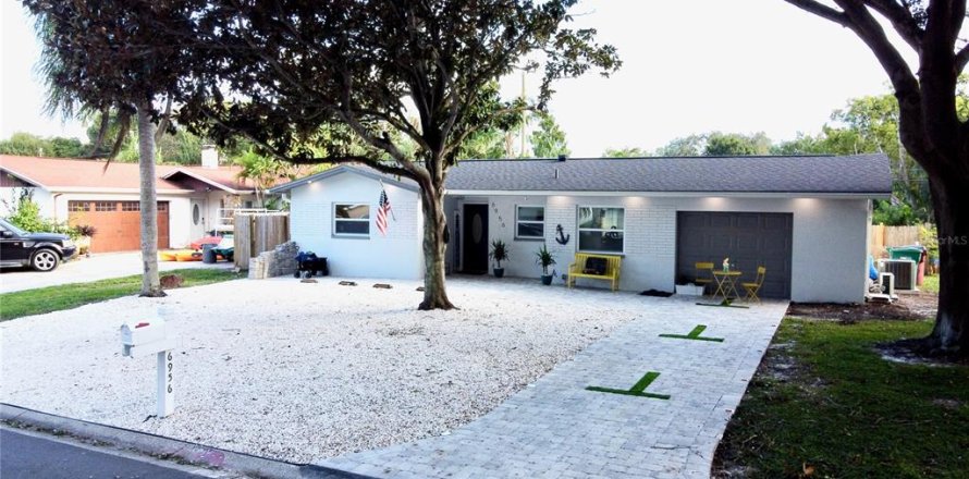 Villa ou maison à Clearwater, Floride 3 chambres, 133.5 m2 № 1916792