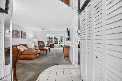 Copropriété à vendre à Boynton Beach, Floride: 2 chambres, 113.71 m2 № 2174292 - photo 4