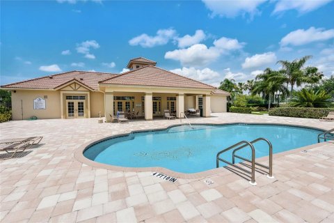 House in Sarasota, Florida 3 bedrooms, 217.21 sq.m. № 1810212 - photo 4