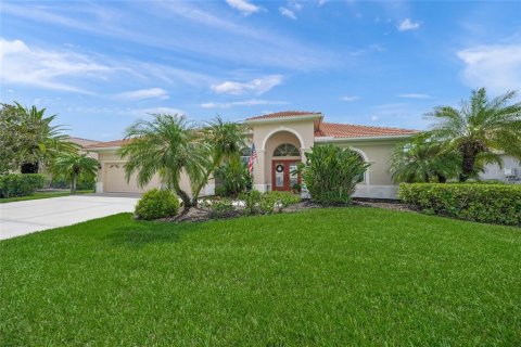 House in Sarasota, Florida 3 bedrooms, 217.21 sq.m. № 1810212 - photo 7