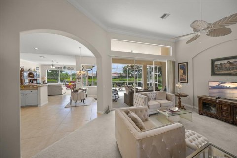 House in Sarasota, Florida 3 bedrooms, 217.21 sq.m. № 1810212 - photo 14
