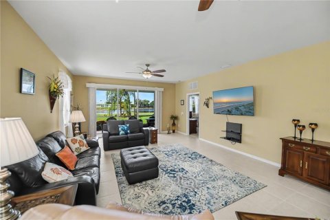Condo in Punta Gorda, Florida, 3 bedrooms  № 2334057 - photo 14