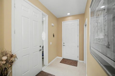 Condo in Punta Gorda, Florida, 3 bedrooms  № 2334057 - photo 11