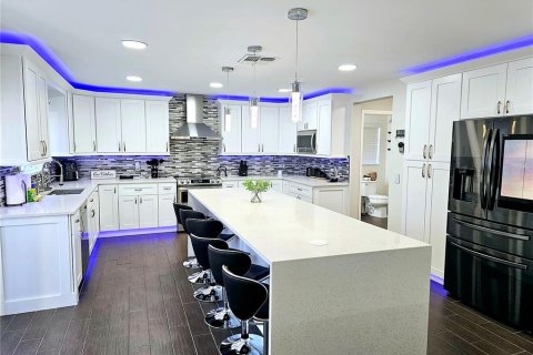 Villa ou maison à vendre à Davenport, Floride: 5 chambres, 263.38 m2 № 2280619 - photo 5