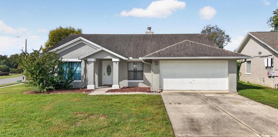 Villa ou maison à Lake Mary, Floride 4 chambres, 167.32 m2 № 2399048