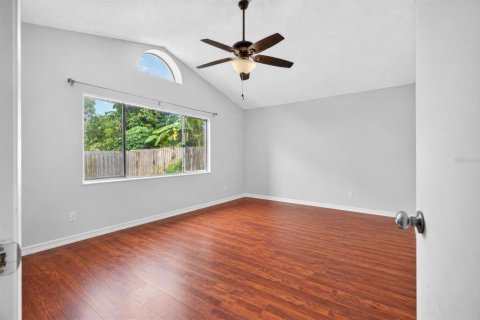 Villa ou maison à vendre à Lake Mary, Floride: 4 chambres, 167.32 m2 № 2399048 - photo 19