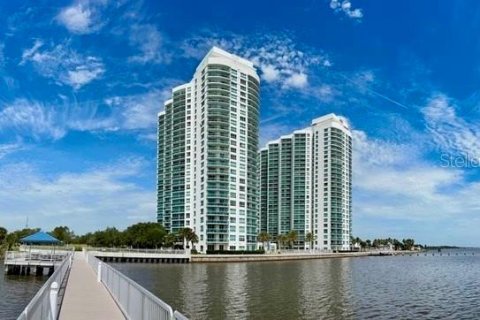 Condo in Daytona Beach, Florida, 3 bedrooms № 2109302