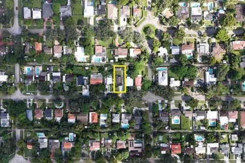 Villa ou maison à louer à Miami Springs, Floride: 2 chambres, 91.79 m2 № 2397891 - photo 19