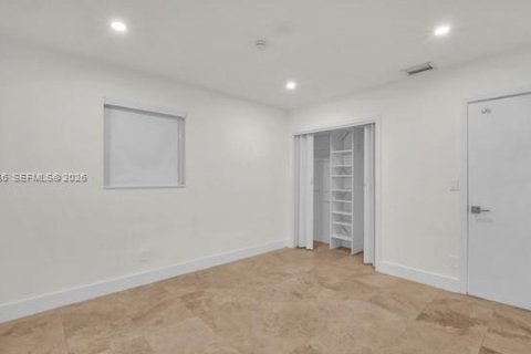 Villa ou maison à louer à Miami Springs, Floride: 2 chambres, 91.79 m2 № 2397891 - photo 14