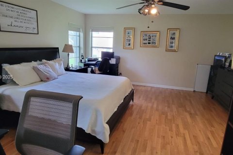 Touwnhouse à louer à Davie, Floride: 3 chambres, 225.29 m2 № 1926198 - photo 19