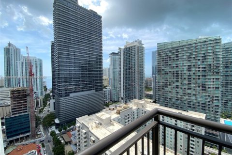 Condominio en venta en Miami, Florida, 1 dormitorio, 76.27 m2 № 2088588 - foto 10