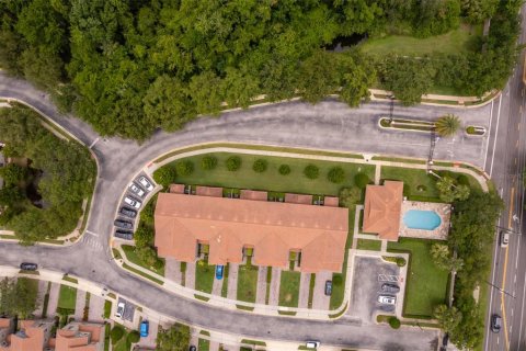 Townhouse in Oviedo, Florida 3 bedrooms, 136.66 sq.m. № 1780907 - photo 25