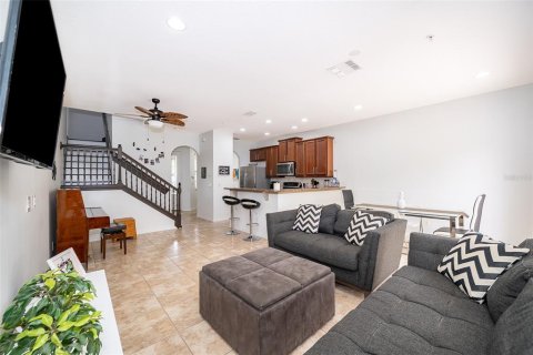 Townhouse in Oviedo, Florida 3 bedrooms, 136.66 sq.m. № 1780907 - photo 14