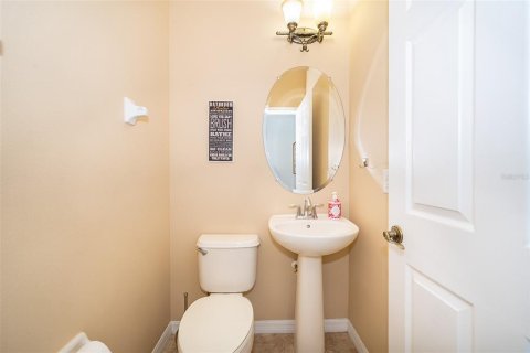 Townhouse in Oviedo, Florida 3 bedrooms, 136.66 sq.m. № 1780907 - photo 15