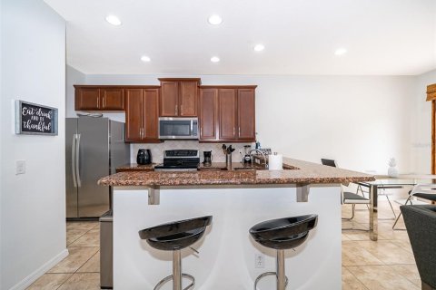 Townhouse in Oviedo, Florida 3 bedrooms, 136.66 sq.m. № 1780907 - photo 8