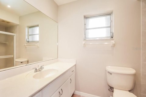 Casa en alquiler en Cape Coral, Florida, 3 dormitorios, 184.5 m2 № 2100256 - foto 11