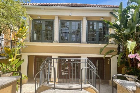 Touwnhouse à louer à Aventura, Floride: 3 chambres, 132.29 m2 № 1983113 - photo 2