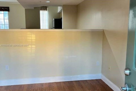 Touwnhouse à louer à Aventura, Floride: 3 chambres, 132.29 m2 № 1983113 - photo 9