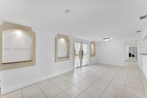 Casa en venta en Davie, Florida, 3 dormitorios, 126.35 m2 № 1986776 - foto 7