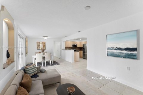 Casa en venta en Davie, Florida, 3 dormitorios, 126.35 m2 № 1986776 - foto 5