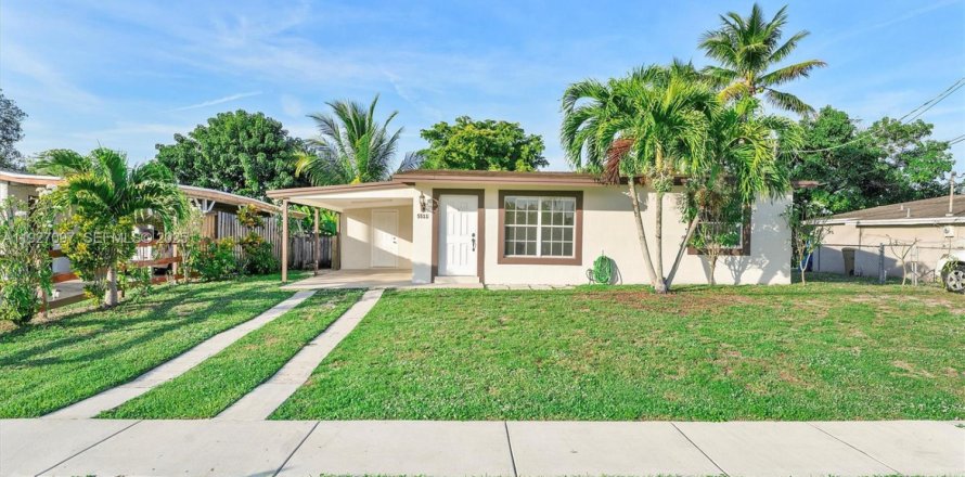 Casa en Davie, Florida 3 dormitorios, 126.35 m2 № 1986776