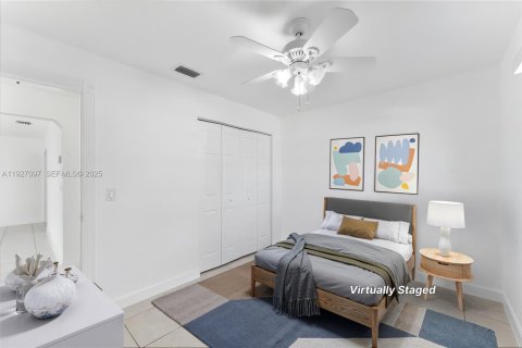 Casa en venta en Davie, Florida, 3 dormitorios, 126.35 m2 № 1986776 - foto 18