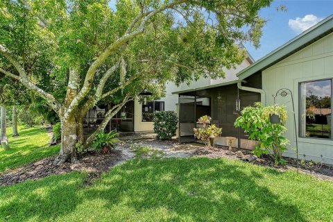 Copropriété à vendre à Sarasota, Floride: 3 chambres, 176.51 m2 № 1834636 - photo 24