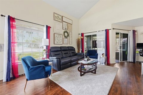Adosado en venta en Orlando, Florida, 3 dormitorios, 126.16 m2 № 2202300 - foto 8
