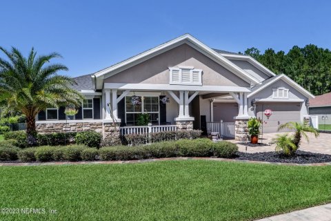 House in AMELIA WALK in Fernandina Beach, Florida 4 bedrooms, 298.12 sq.m. № 771122 - photo 1