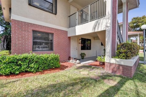 Condo à Coral Springs, Floride, 2 chambres  № 2182426