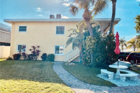 Condominio en alquiler en Treasure Island, Florida, 1 dormitorio, 53.88 m2 № 2111675 - foto 11