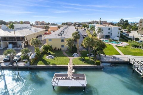 Condominio en alquiler en Treasure Island, Florida, 1 dormitorio, 53.88 m2 № 2111675 - foto 6