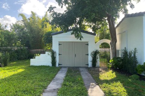 House in Biscayne Park, Florida 3 bedrooms № 1851962 - photo 20